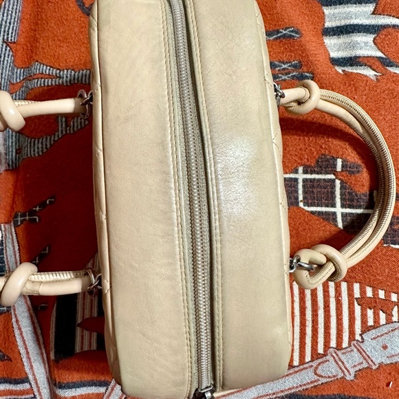 CHANEL ❤️🌟 CAMBON LIGNE MINI BOWLER BAG QUILTED CALF BEIGE LEATHER⭐️ - Picture 5 of 16